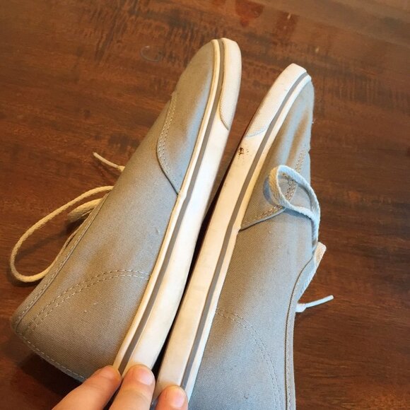 8 Vans Sneakers Gray with Pink Trim - Picture 4 of 7